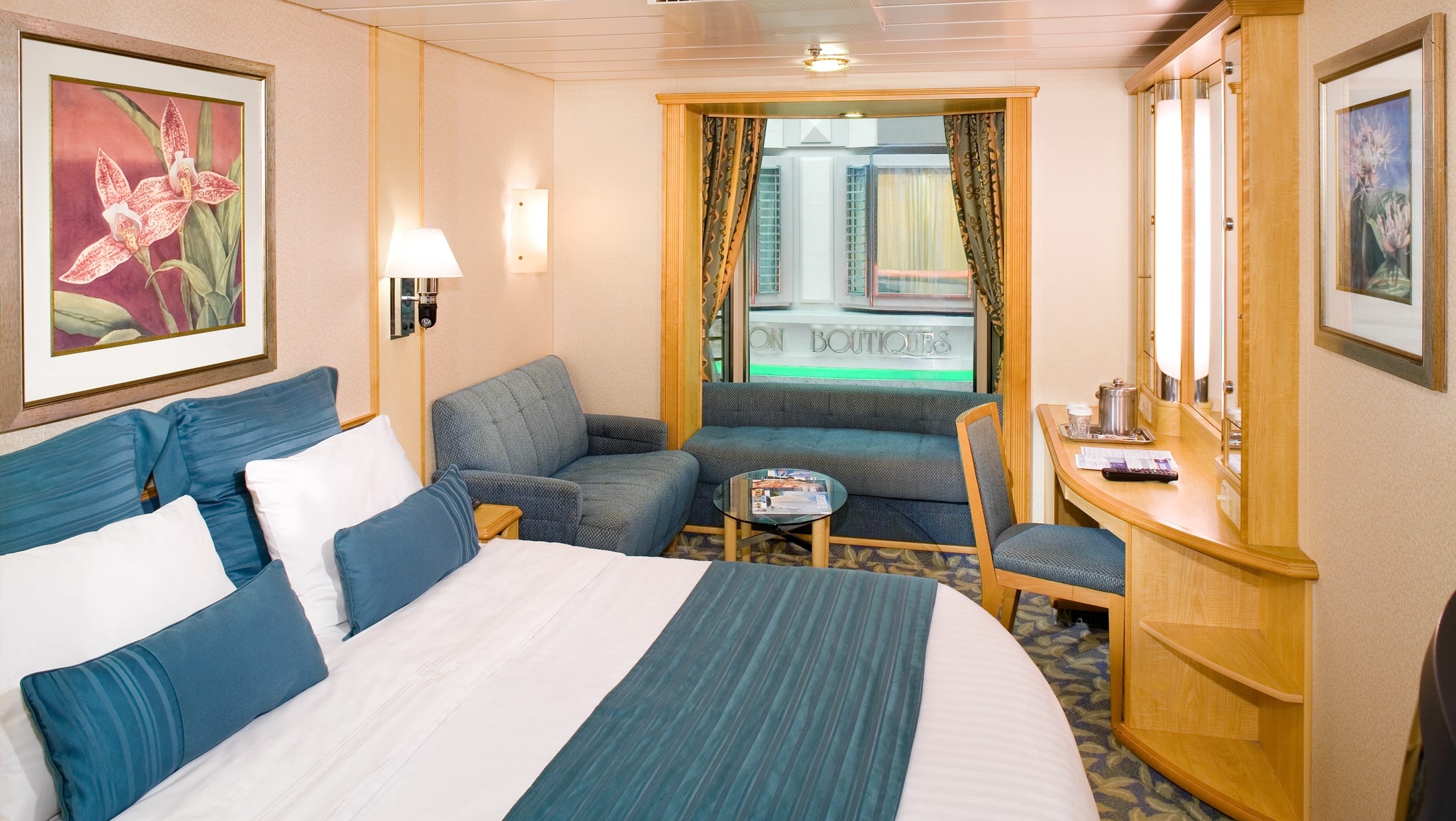 Video: Living large in a Royal Caribbean balcony cabin